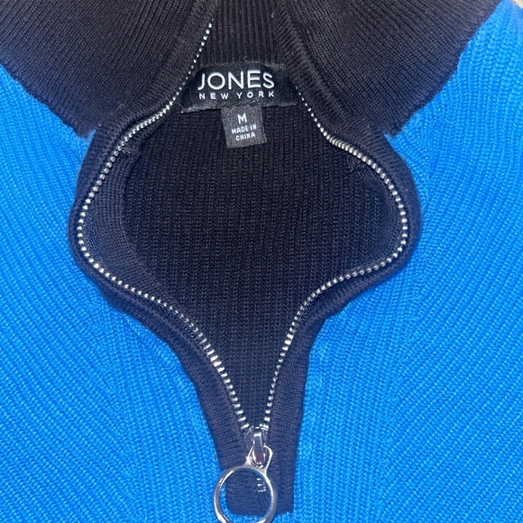 Jones New York Black and Blue Turtleneck Sweater - Picture 4 of 7